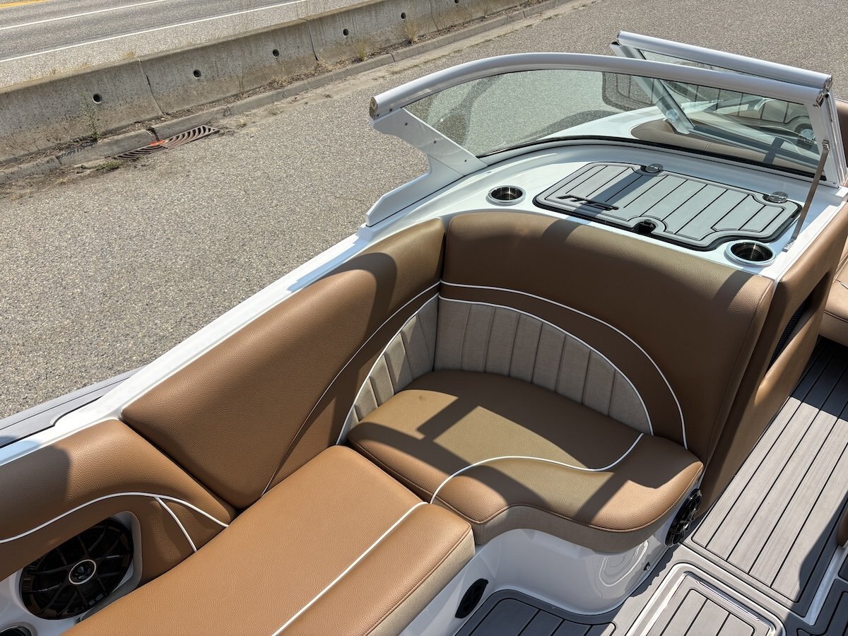 2027 MB Sports ALPHA B52 23