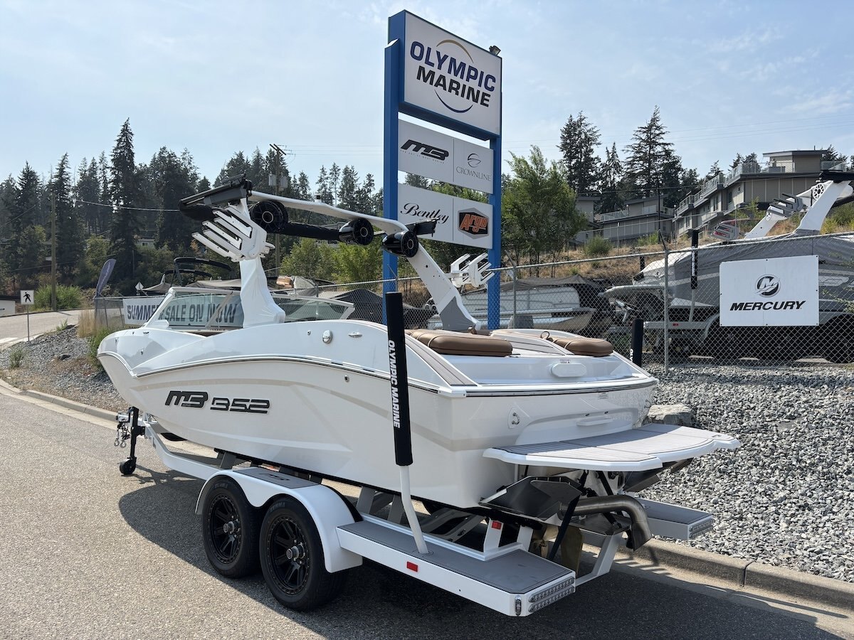2027 MB Sports ALPHA B52 23