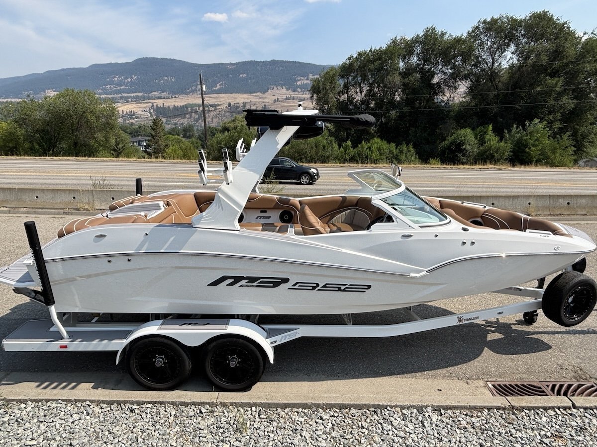 2027 MB Sports ALPHA B52 23