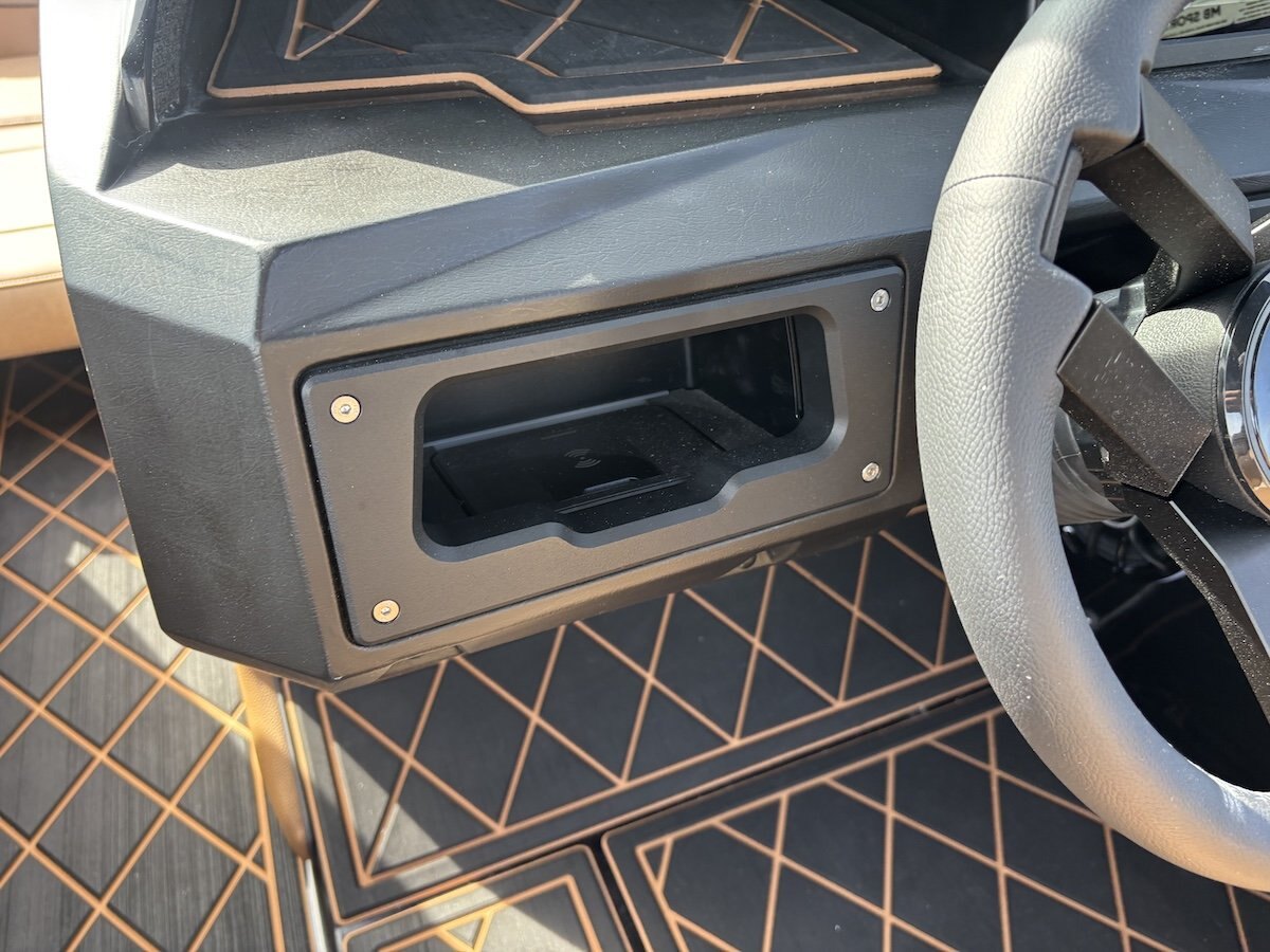 2027 MB Sports ALPHA B52 23