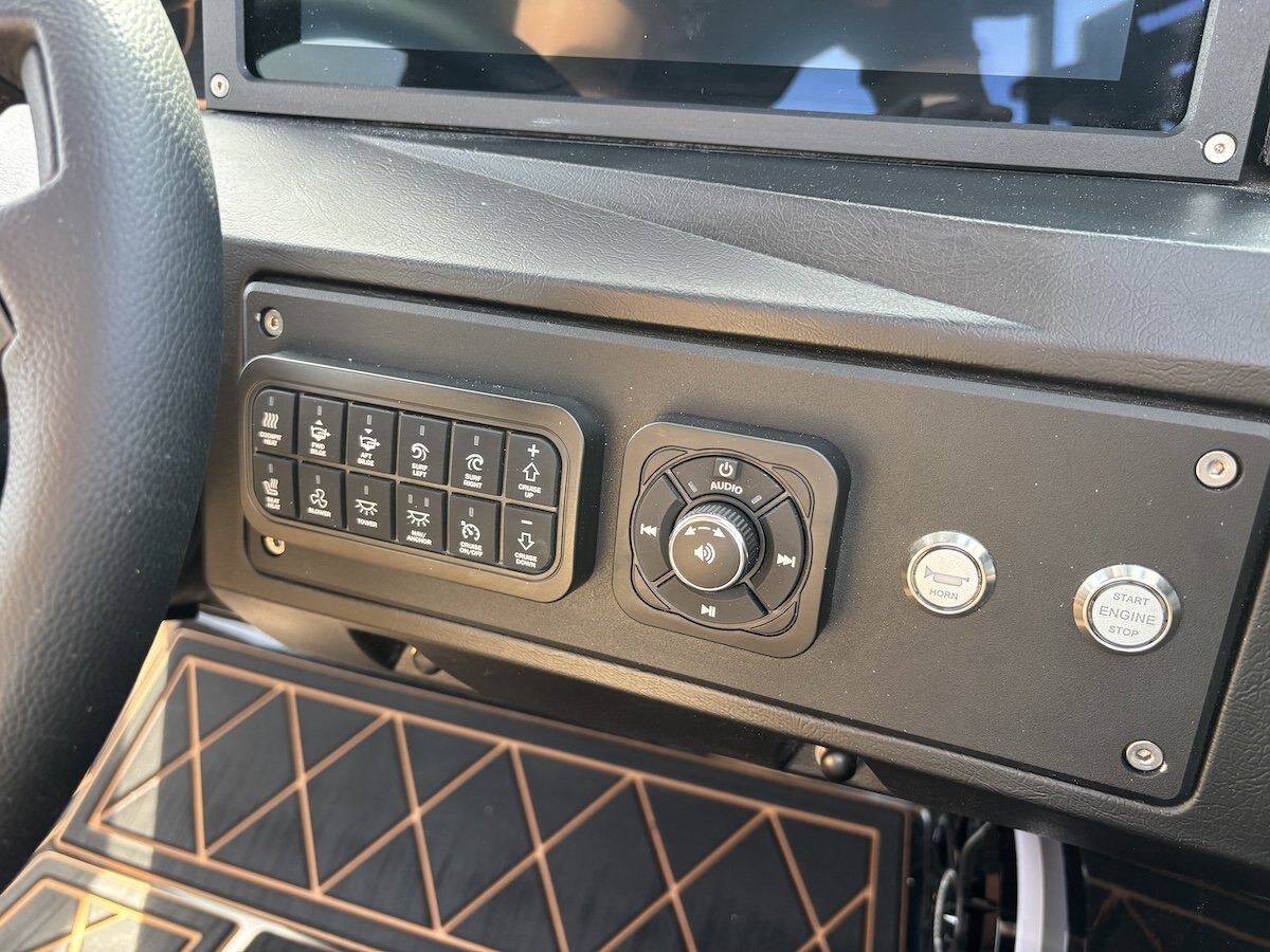 2027 MB Sports ALPHA B52 23