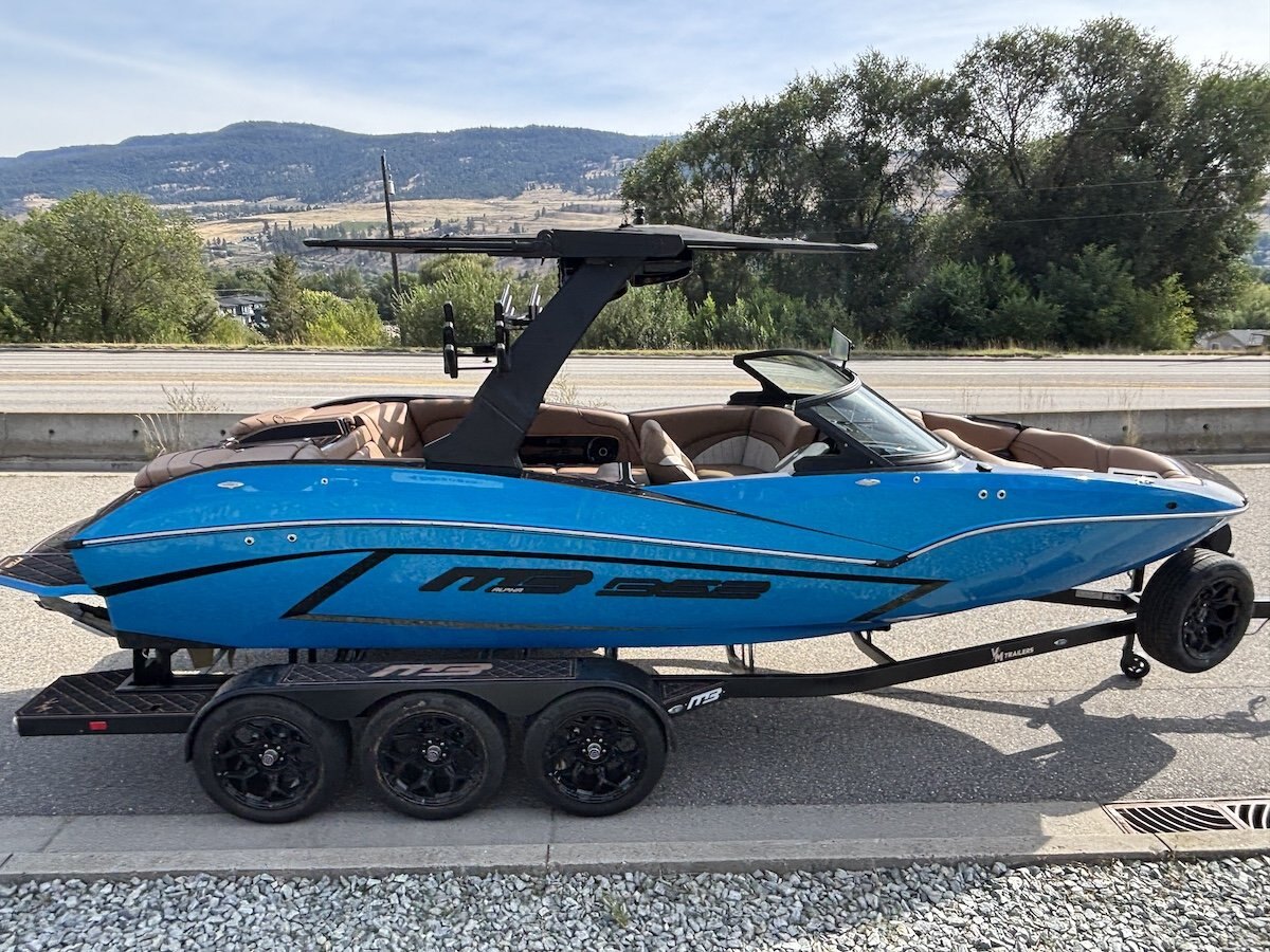 2027 MB Sports ALPHA B52 23