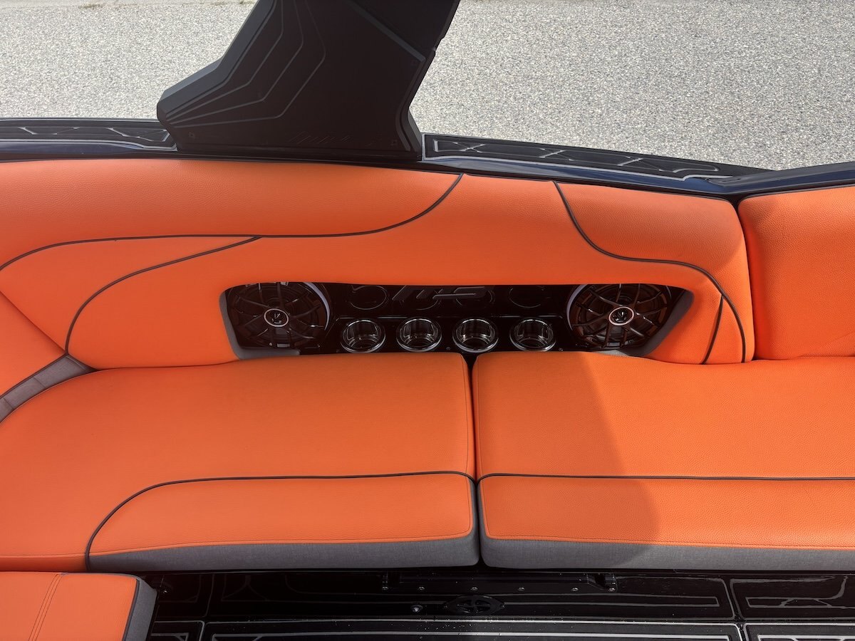 2027 MB Sports ALPHA B52 23