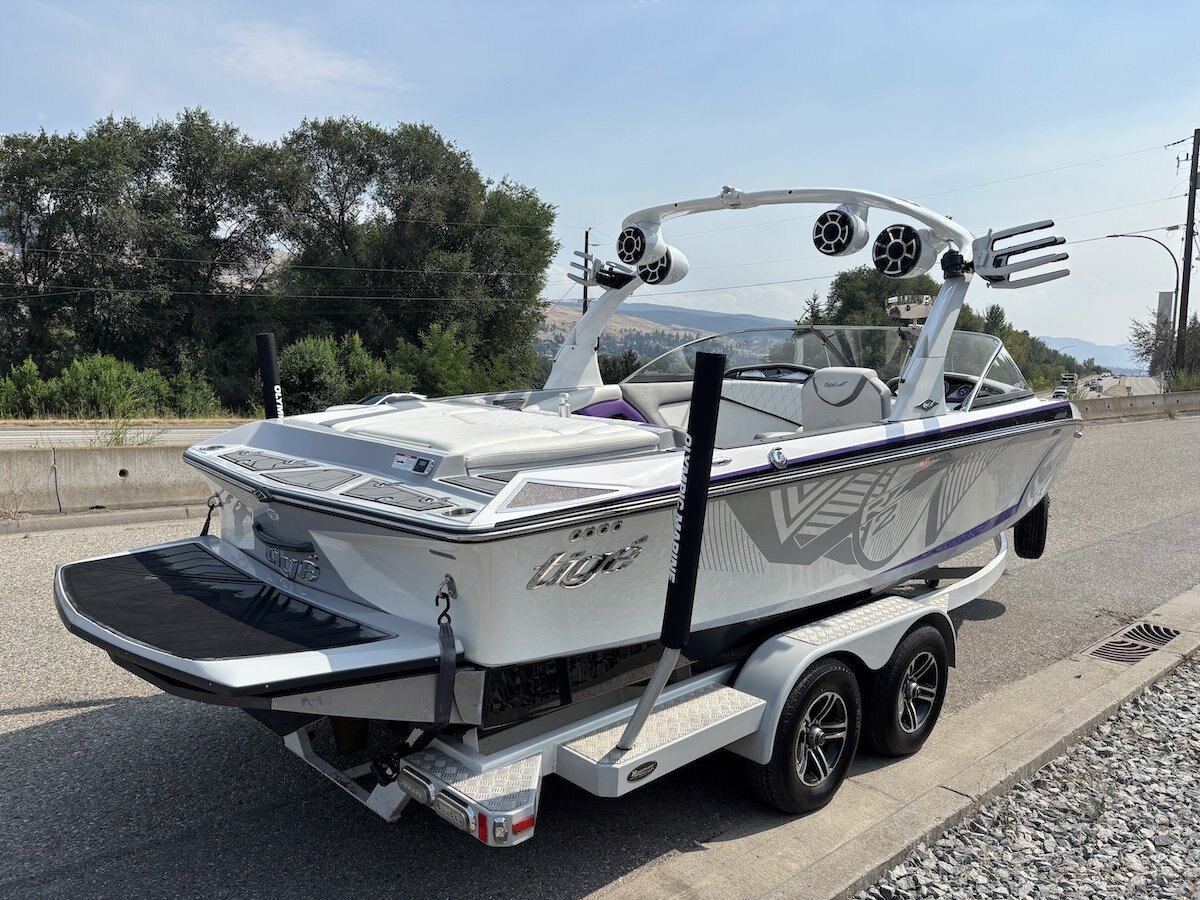 2015 Tige RZ2