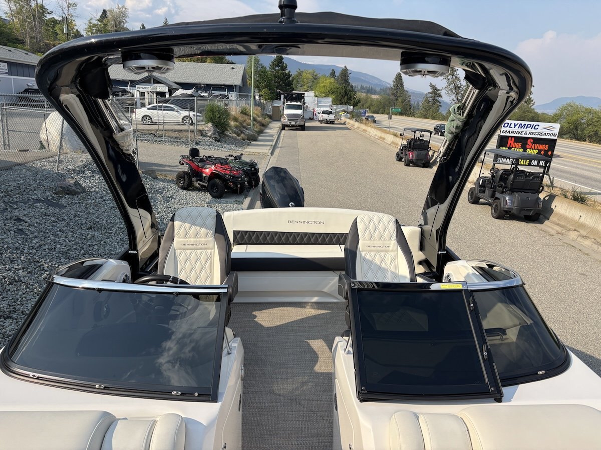 2018 Bennington 25QX