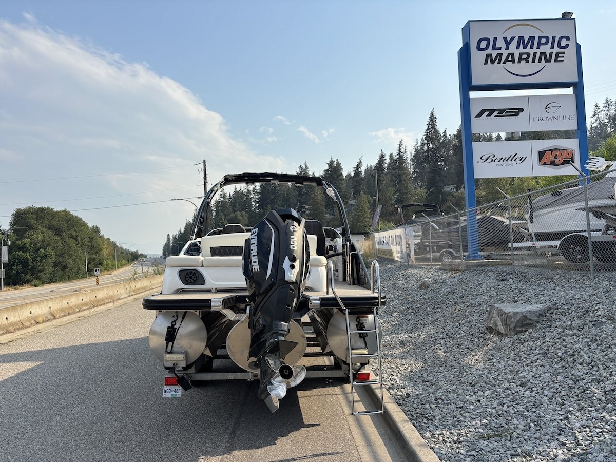 2018 Bennington 25QX