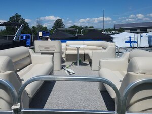 18 custom Cruise Pontoon