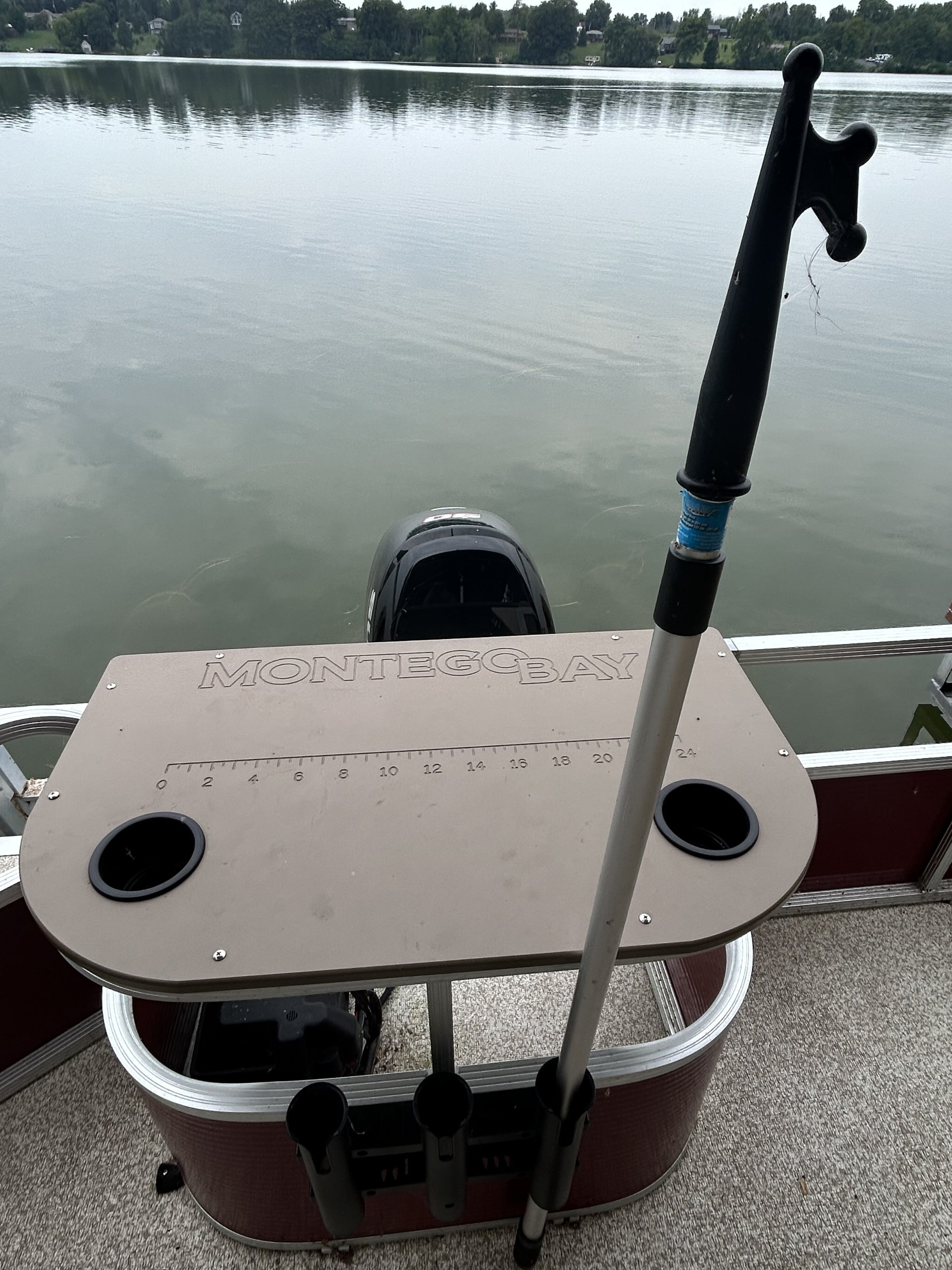 F8520 4 Point Montego Bay, 90 Hp Suzuki Package