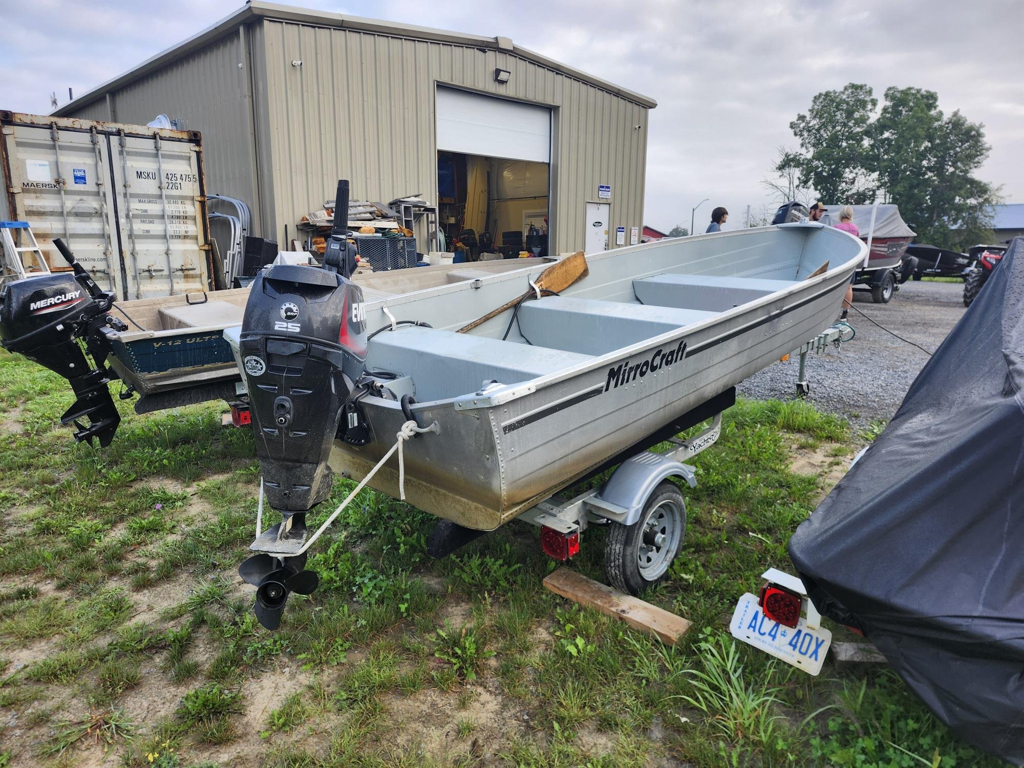 4650 utility, 25 Hp Etec Trailer package