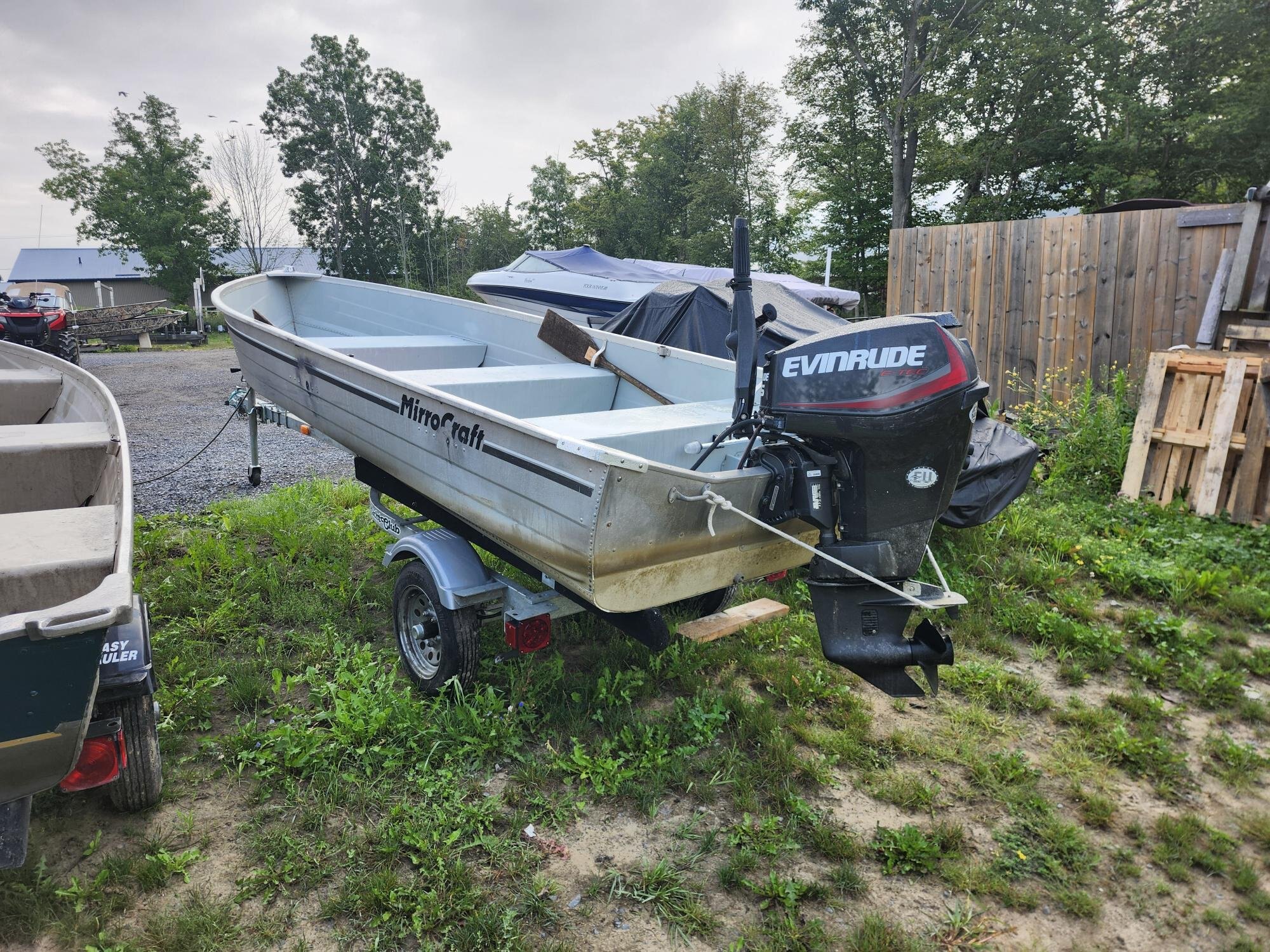 4650 utility, 25 Hp Etec Trailer package