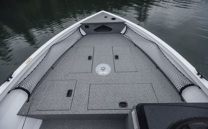 Crestliner 1850 Kodiak Fire Red exterior
