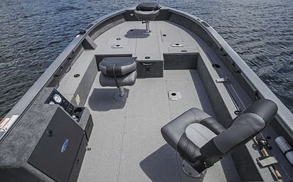 Crestliner 1850 PRO TILLER White base Gun Metal accent