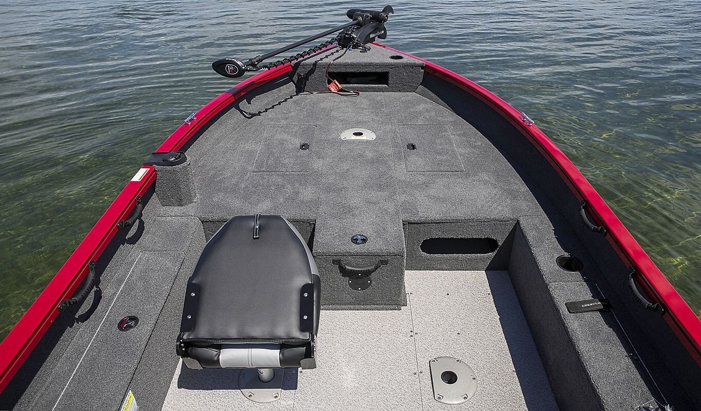 Crestliner 1650 PRO TILLER Gun Metal exterior