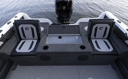Crestliner 1750 SUPER HAWK Silver base True Blue accent
