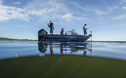 Crestliner 1850 SPORTFISH White base Gun Metal accent