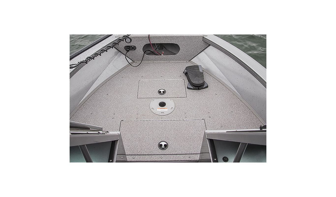 Crestliner 2050 COMMANDER Gun Metal exterior