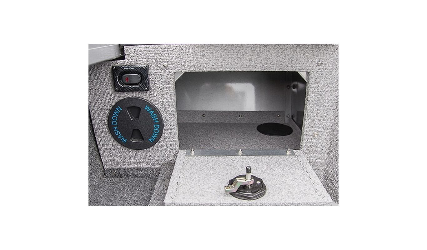 Crestliner 1850 COMMANDER Silver base Black accent