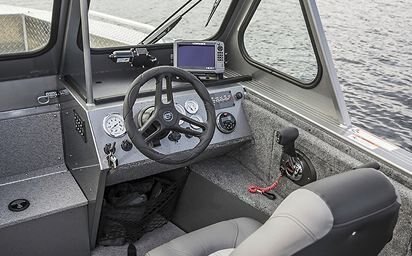 Crestliner 1850 COMMANDER True Blue exterior