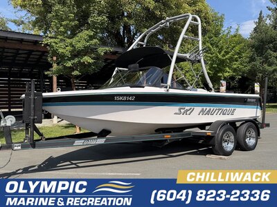 1995 Ski Nautique