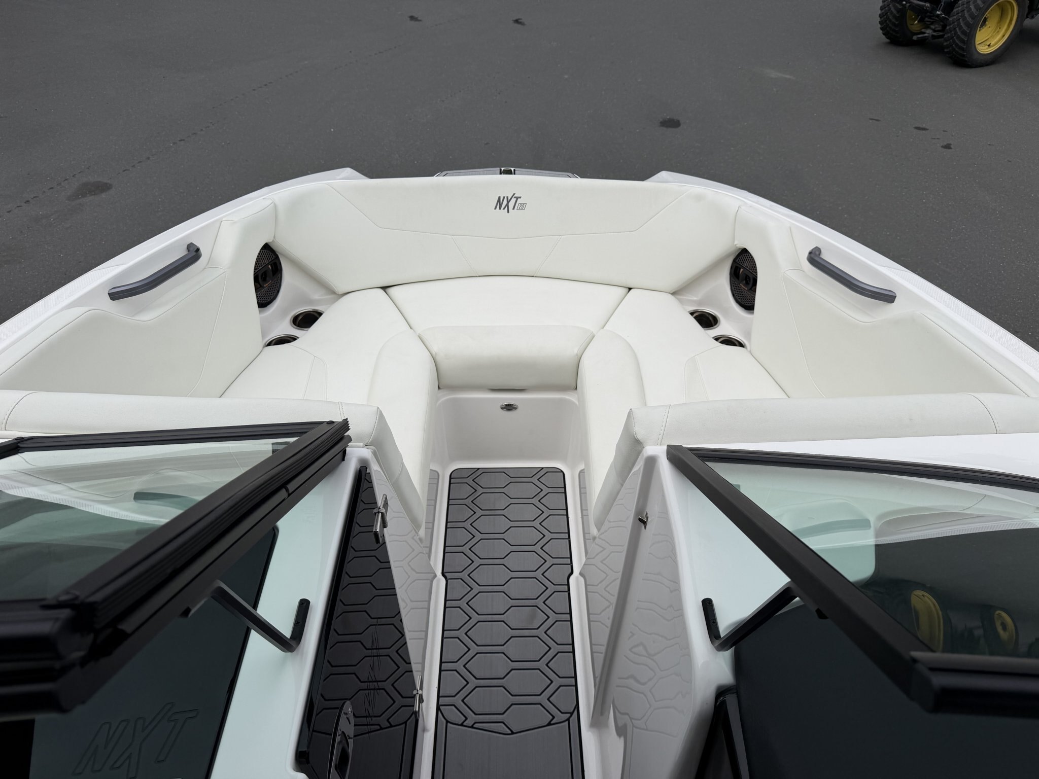 2024 MasterCraft NXT20