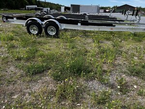 2025 Sealion 28ft Boat Trailer