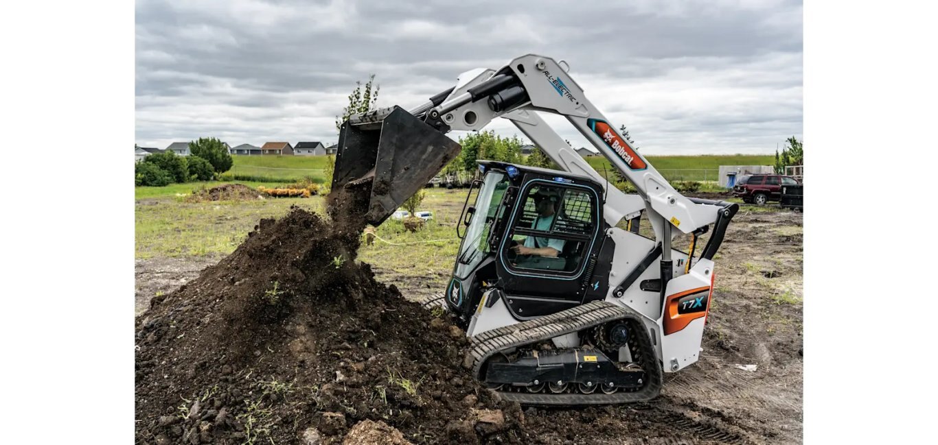 Bobcat T7X Compact Track Loader