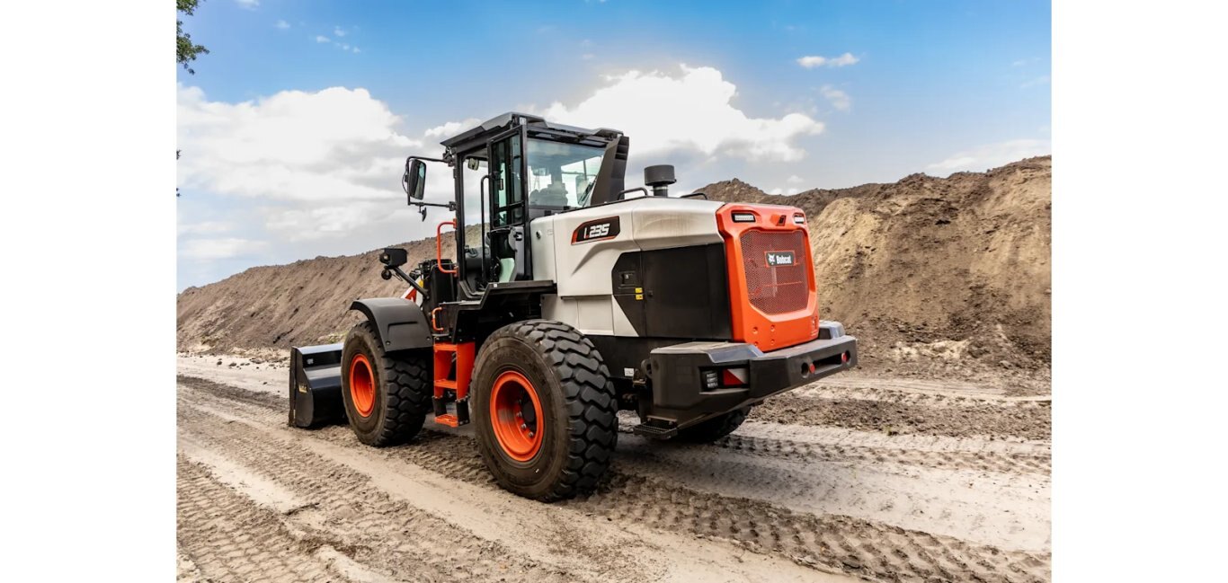Bobcat L235 Large Wheel Loader