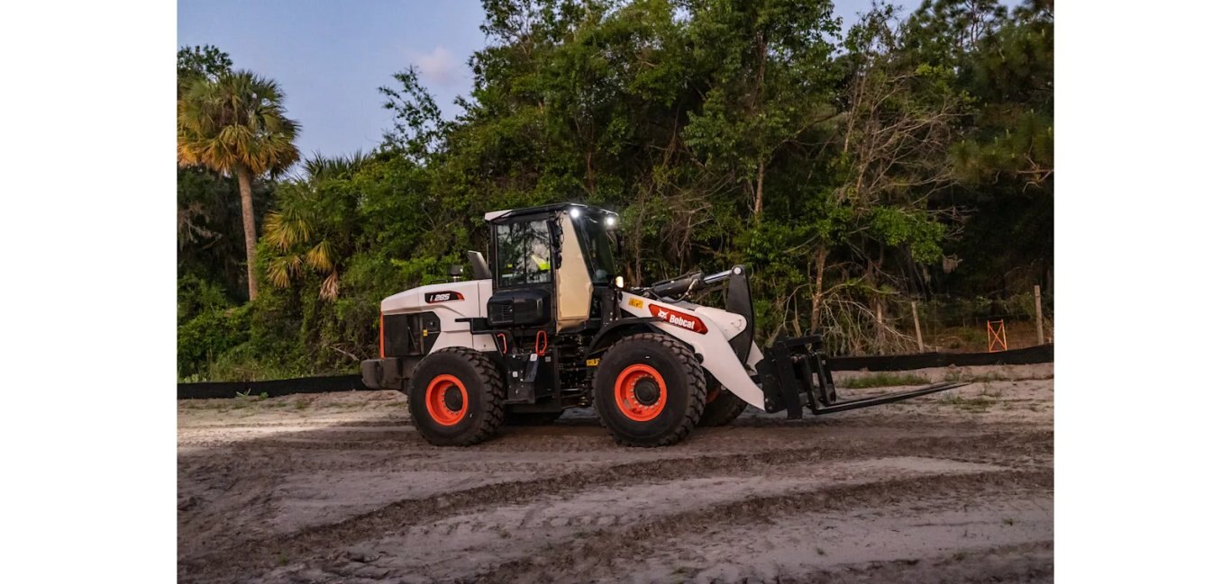Bobcat L285 Large Wheel Loader