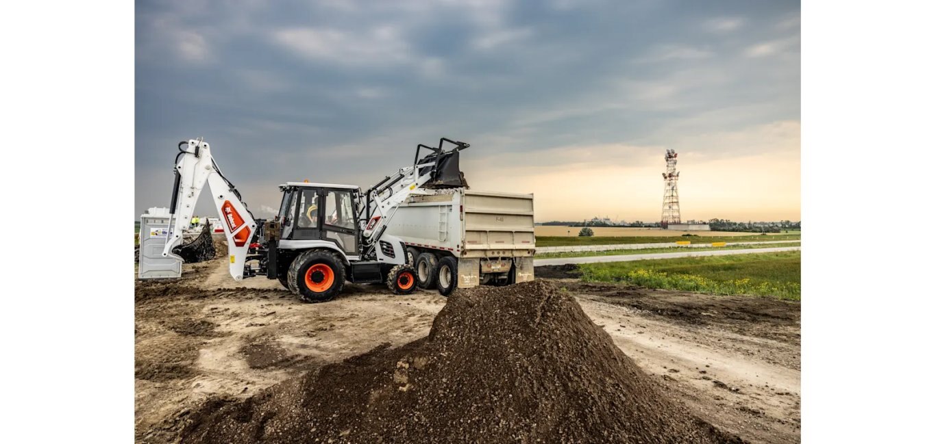 Bobcat B760 Backhoe Loader
