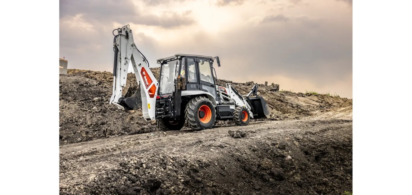 Bobcat B760 Backhoe Loader