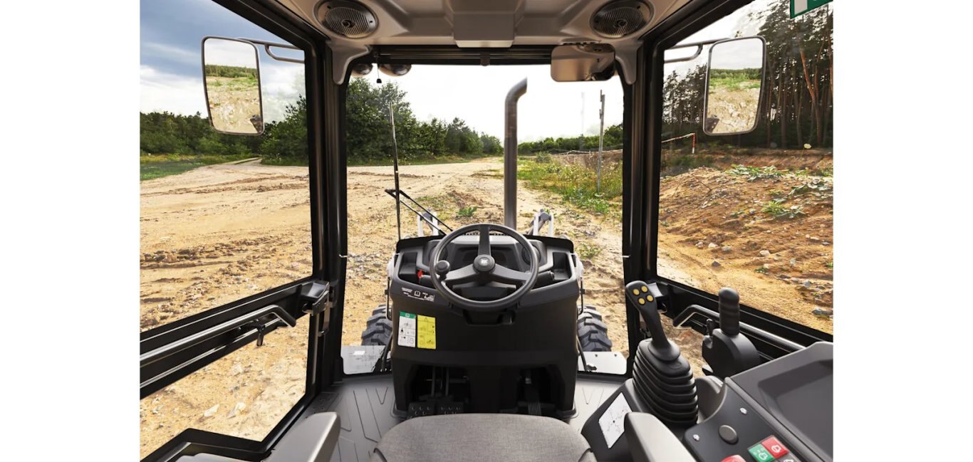 Bobcat B760 Backhoe Loader