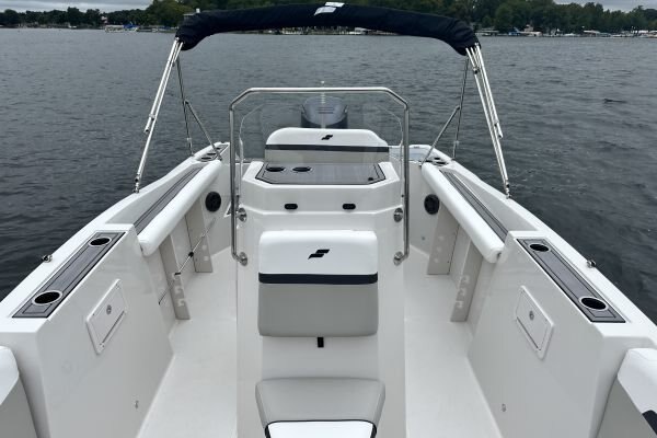 2026 Starcraft SVX OB CC 231 CC