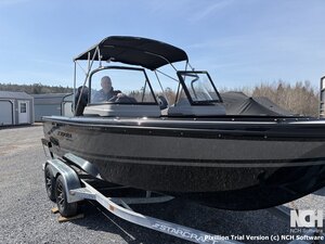 STARCRAFT TITAN 190 FXS AND SUZUKI STEALTH MOTOR with a FREE TRAILER