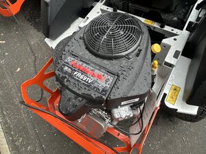 BOBCAT ZT2000 WITH 48 DECK, KAWASAKI 21.5HP MOTOR