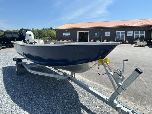 POLAR KRAFT BOAT 16 WITH A SUZUKI 30 hp MOTOR