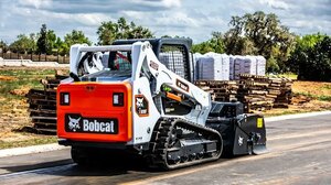 Bobcat T595 Compact Track Loader