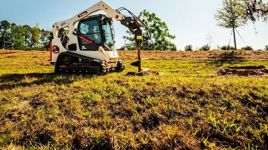Bobcat T650 Compact Track Loader