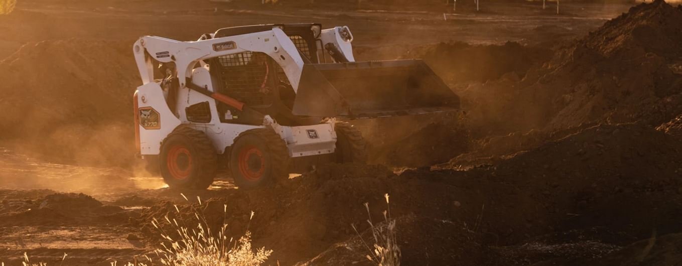 Bobcat S770 Skid Steer Loader