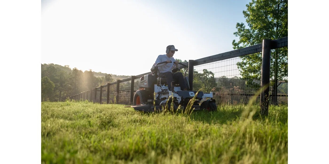 Bobcat ZT3000 48 Deck Zero Turn Mower