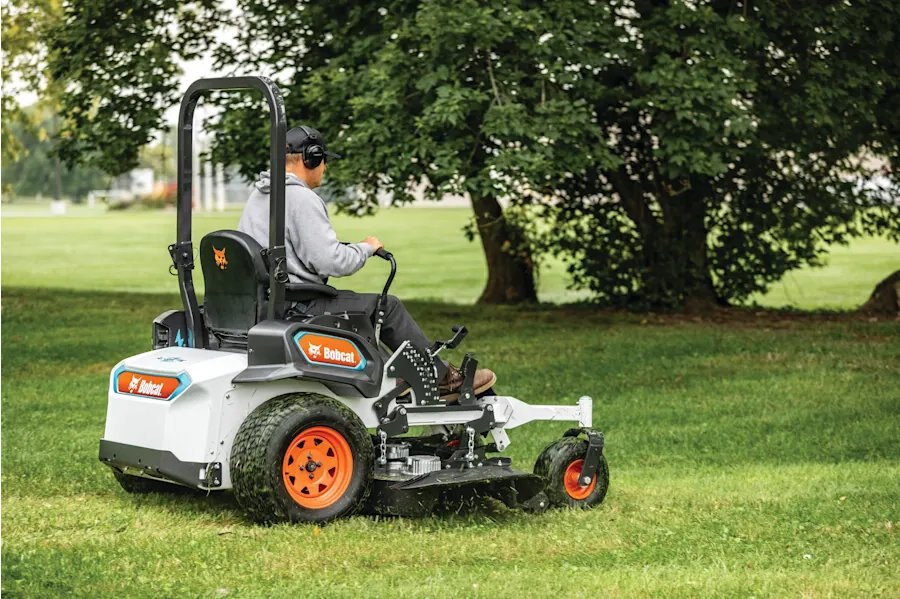 Bobcat ZT6000e 52” Deck Zero Turn Mower
