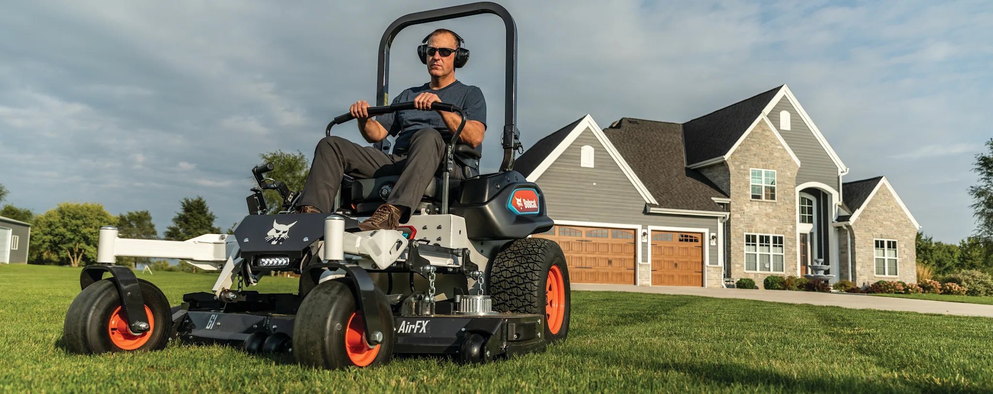 Bobcat ZT6000e 52” Deck Zero Turn Mower