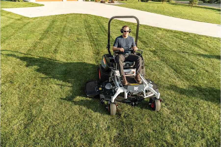 Bobcat ZT6000e 52” Deck Zero Turn Mower