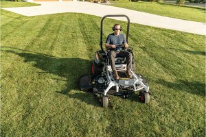 Bobcat ZT6000e 52” Deck Zero Turn Mower