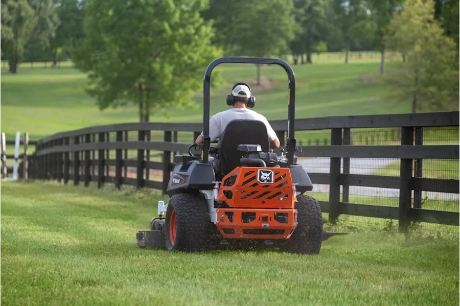 Bobcat ZT6100 61” Deck Zero Turn Mower