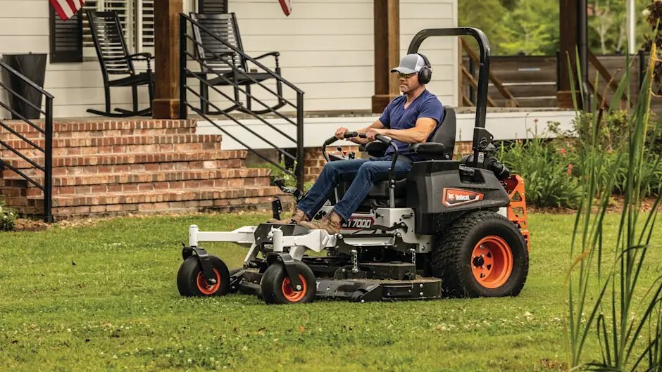 Bobcat ZT7000 61” Deck Zero Turn Mower