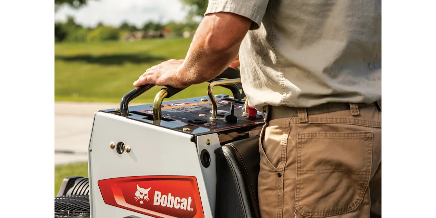 Bobcat ZS4000 36 Deck Zero Turn Stand On Mowers