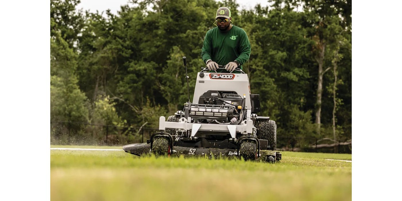 Bobcat ZS4000 36 Deck Zero Turn Stand On Mowers