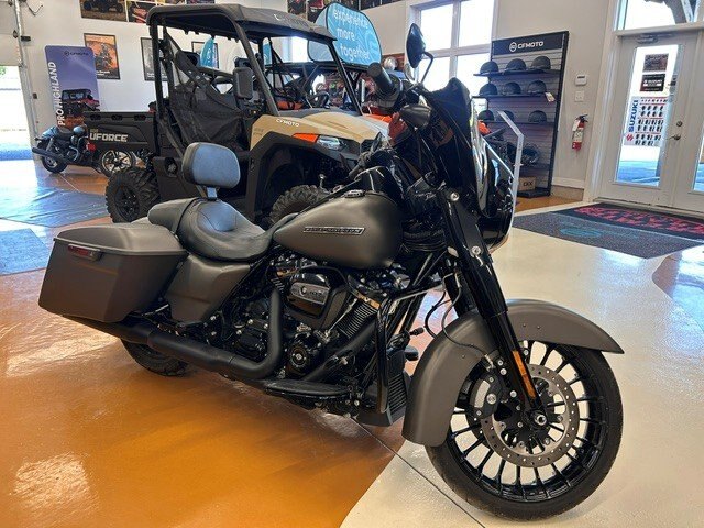 2018 Harley Davidson ROAD KING SPECIAL 107 EXTREMELY LOW KM
