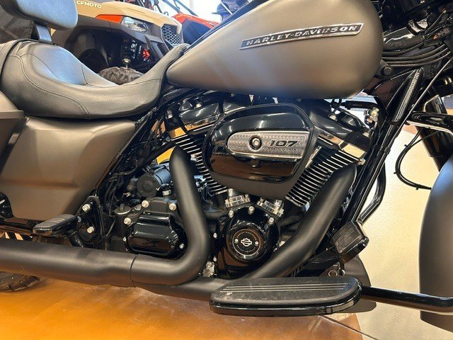 2018 Harley Davidson ROAD KING SPECIAL 107 EXTREMELY LOW KM