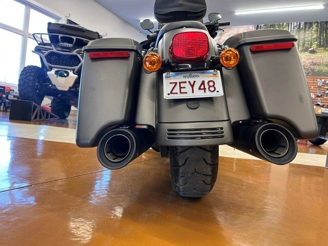 2018 Harley Davidson ROAD KING SPECIAL 107 EXTREMELY LOW KM